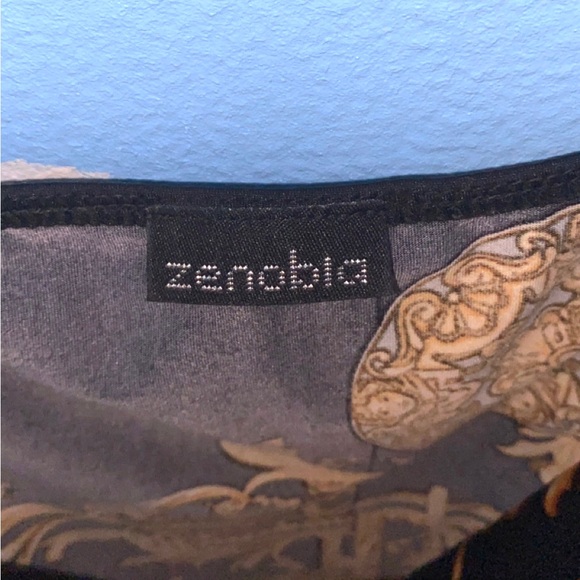 Zenobia Formal Slit Fitted Dress - Picture 3 of 10